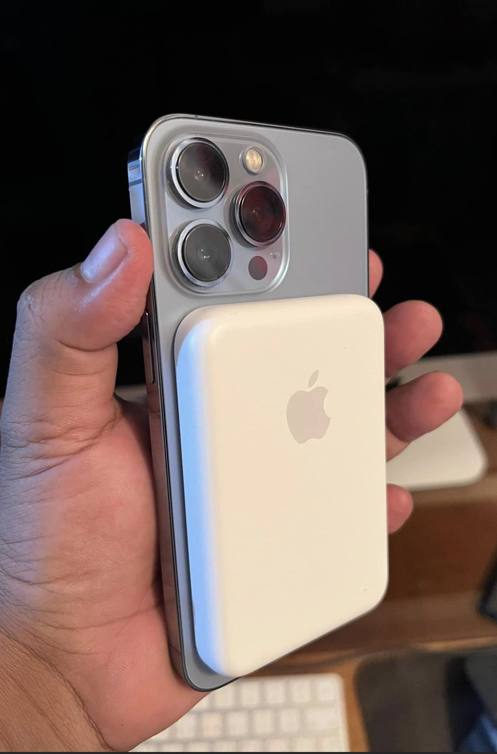 La Batería Magnética que te Salva el Día 🔋